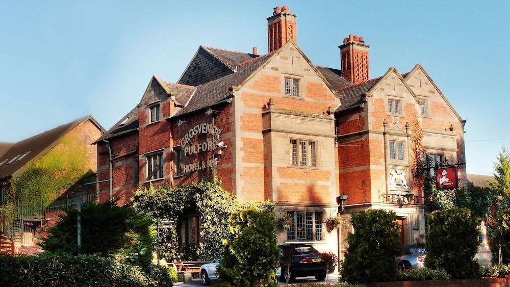 Grosvenor Pulford Hotel & Spa Екстериор снимка