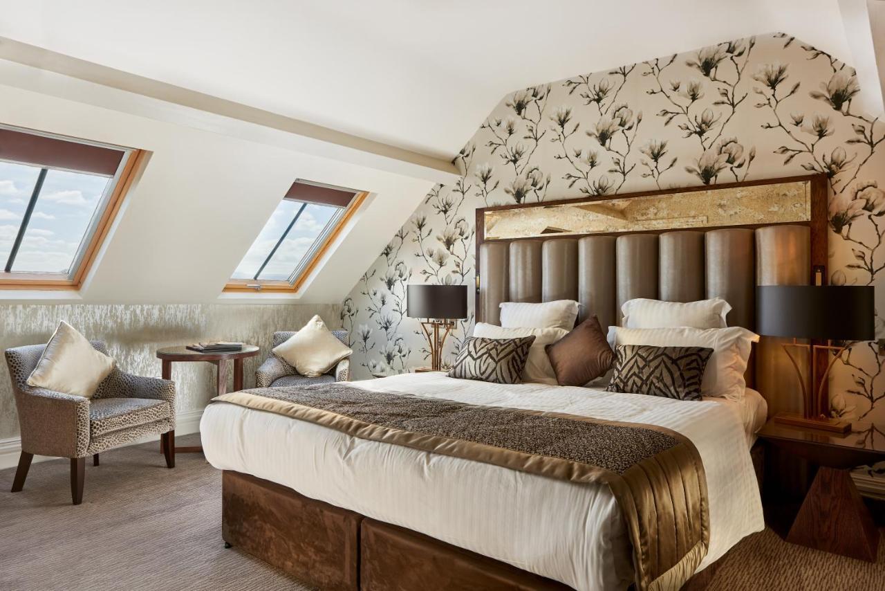 Grosvenor Pulford Hotel & Spa Екстериор снимка