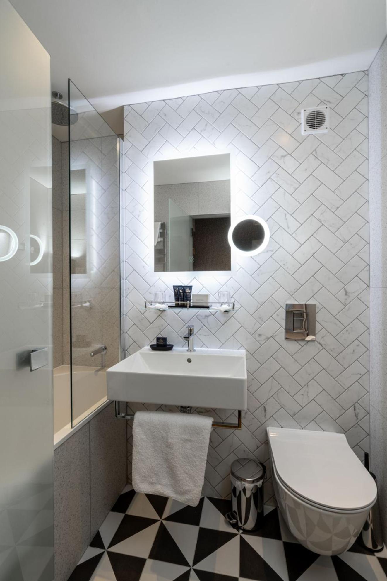 Grosvenor Pulford Hotel & Spa Екстериор снимка